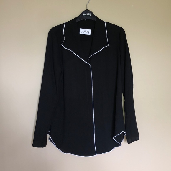 Blouse - Picture 2 of 5